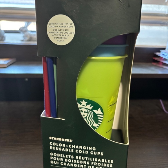 BRAND NEW STARBUCKS COLOR CHANGING COLD CUPS - Picture 1 of 2